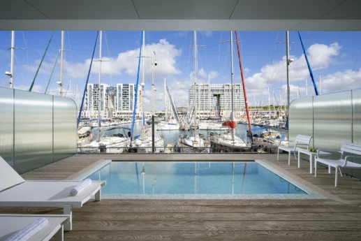 the-yacht_16